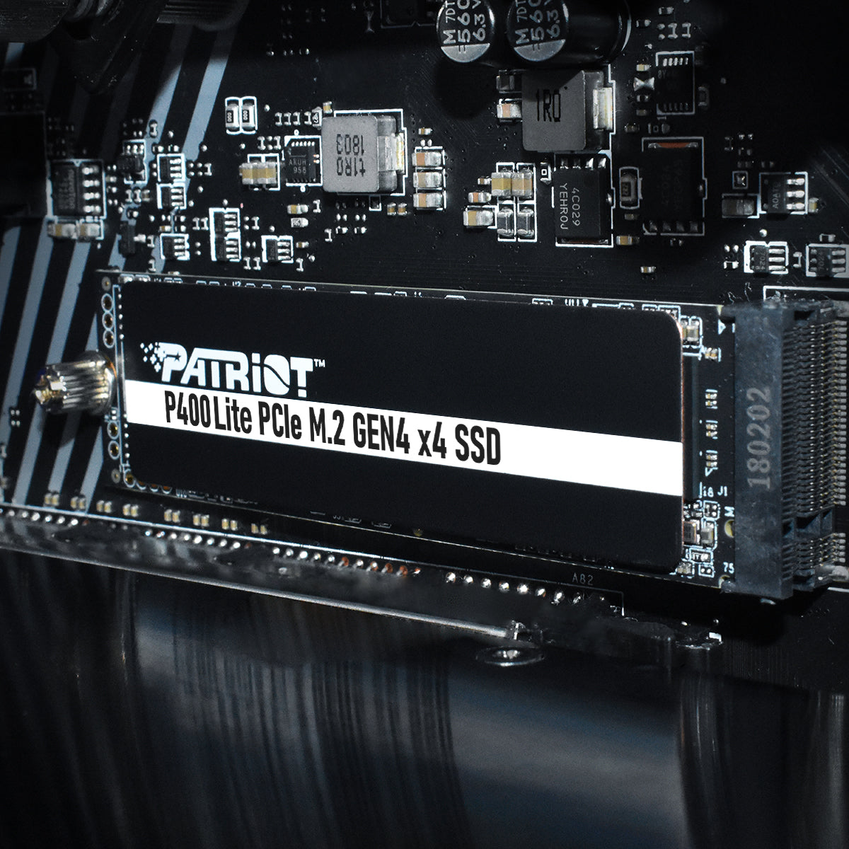 Memoria SSD NVMe P400 Lite M.2 PCIe Gen 4 x4