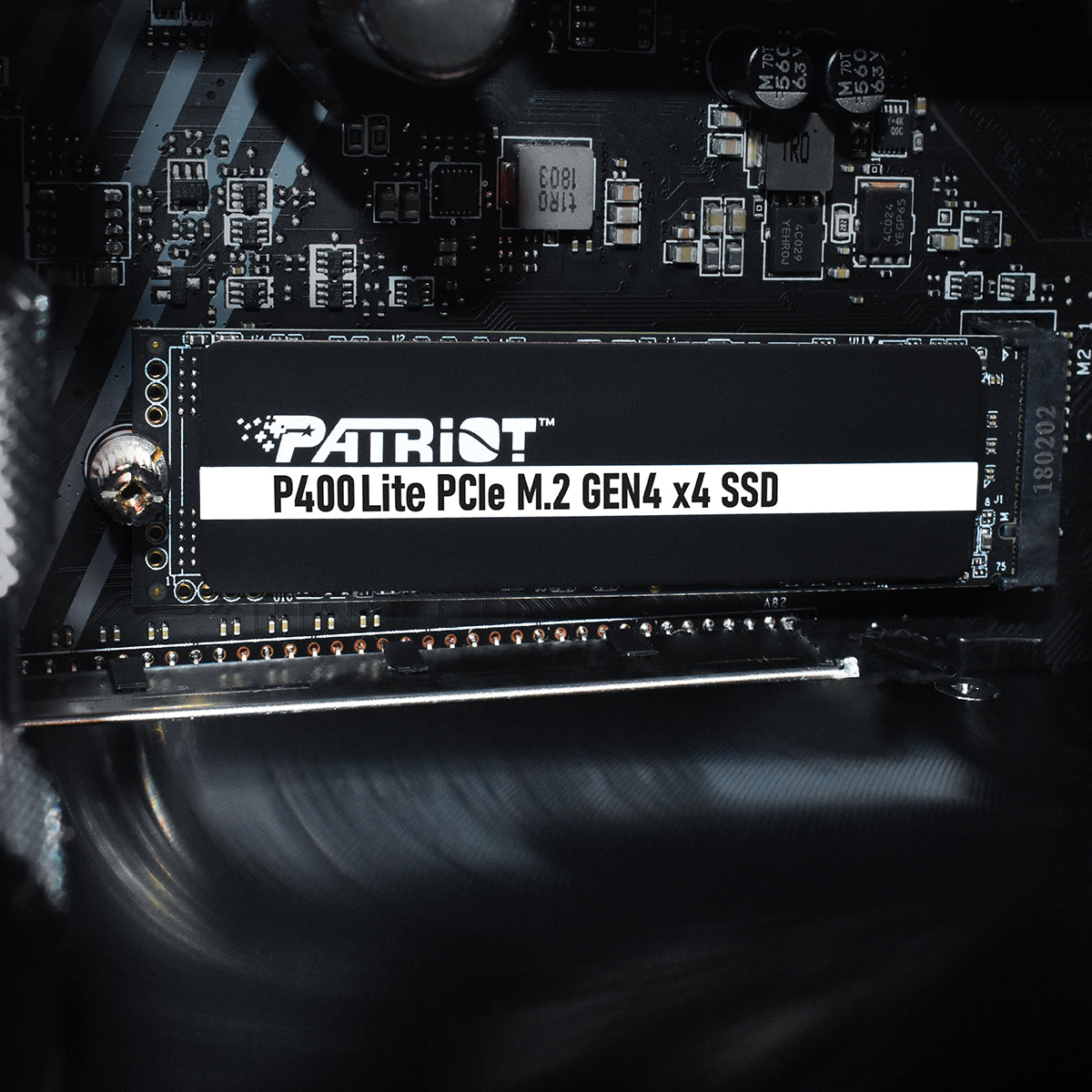 Memoria SSD NVMe P400 Lite M.2 PCIe Gen 4 x4