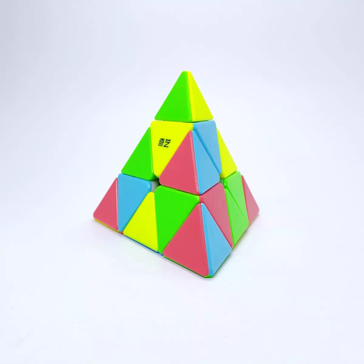 Cubo Rubik Piramide QIYI 511 Stickerless