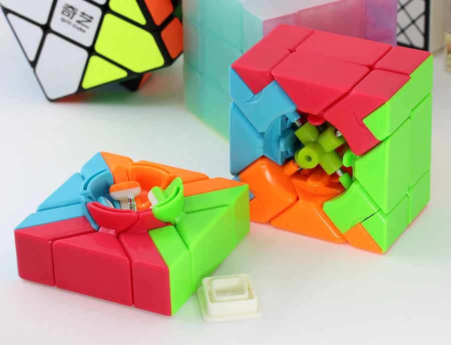 Cubo Rubik Qiyi Fisher Yileng