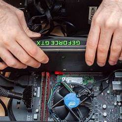 Instalación completa de computadoras y sus componentes.