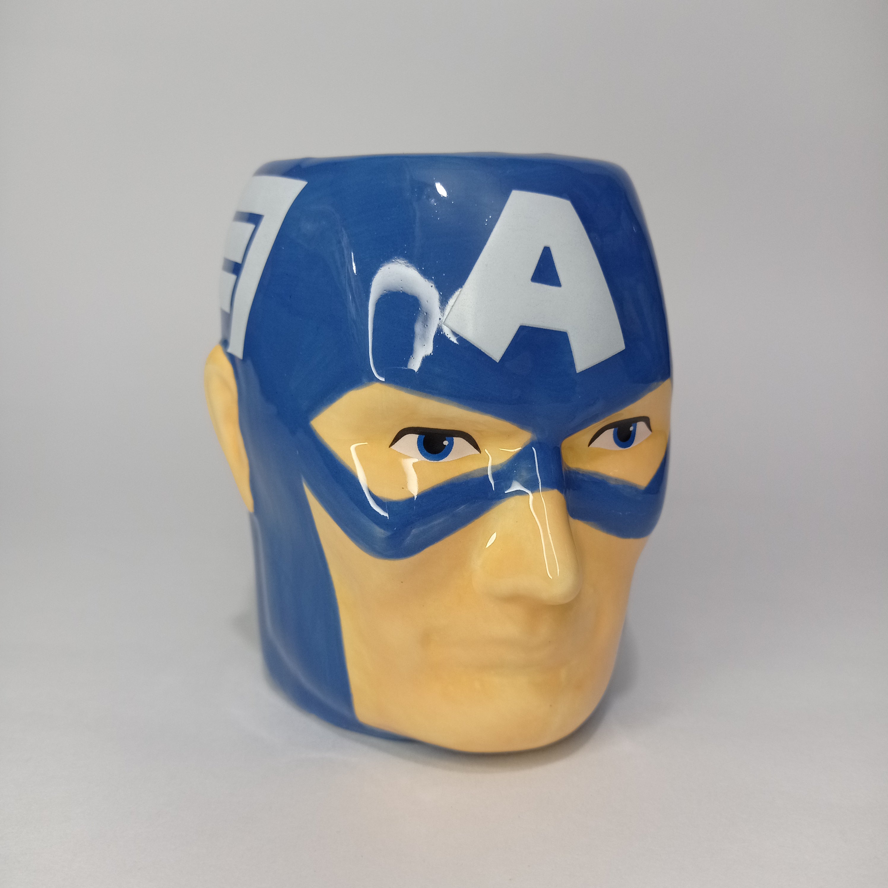 Mug Capitán América Avengers Rostro Azul