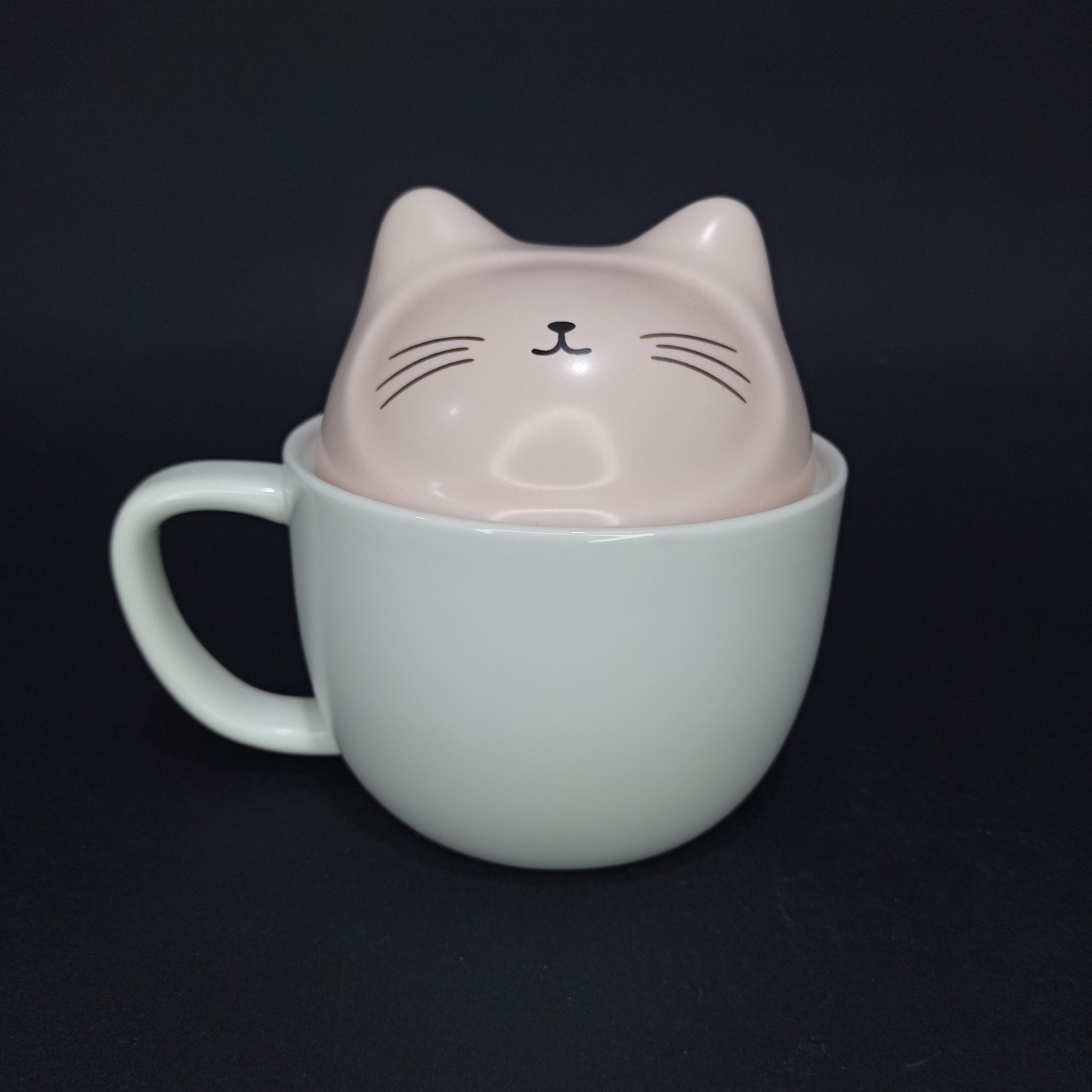 Mug Gato Blanco Tierno Con Mezclador y Tapa Rosada