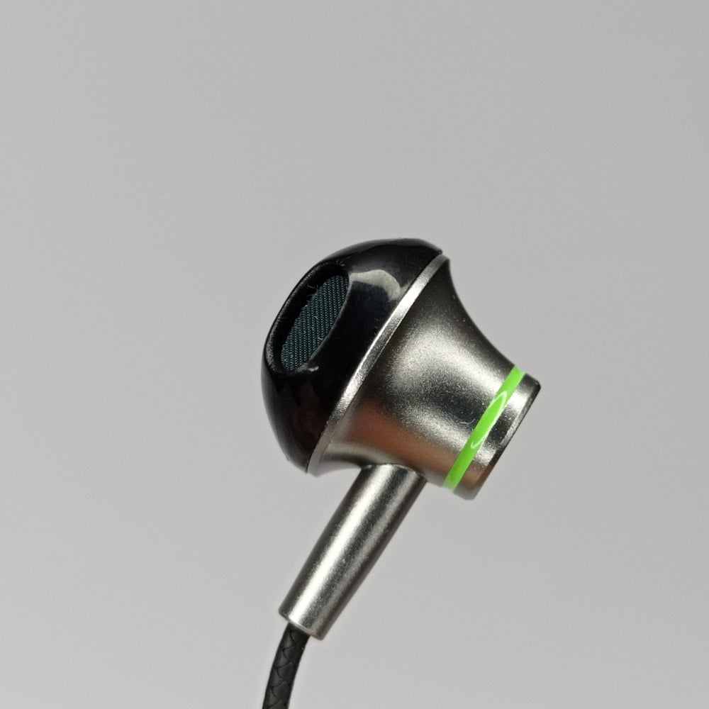 Audífonos Manos Libres Alámbricos In-Ear TM-230 Negro con Micrófono